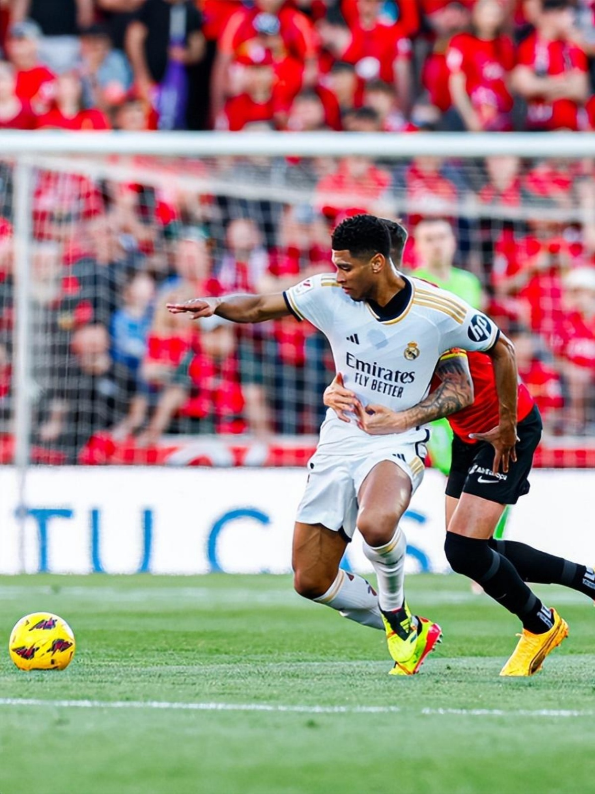 包含伯恩茅斯主场大败，惨遭卢顿疯狂绝杀的词条