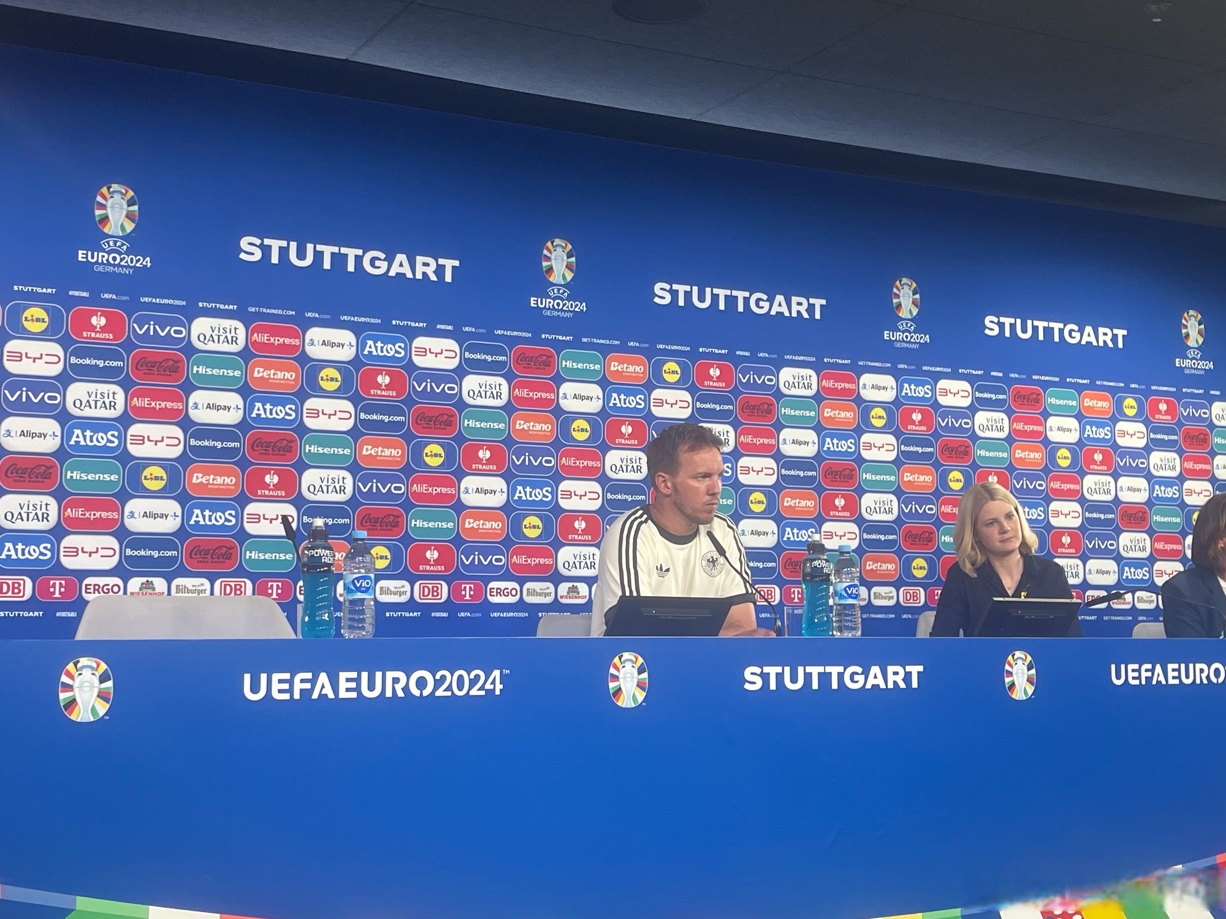 直击现场！邀请赛中法国队如何完成险胜对手？