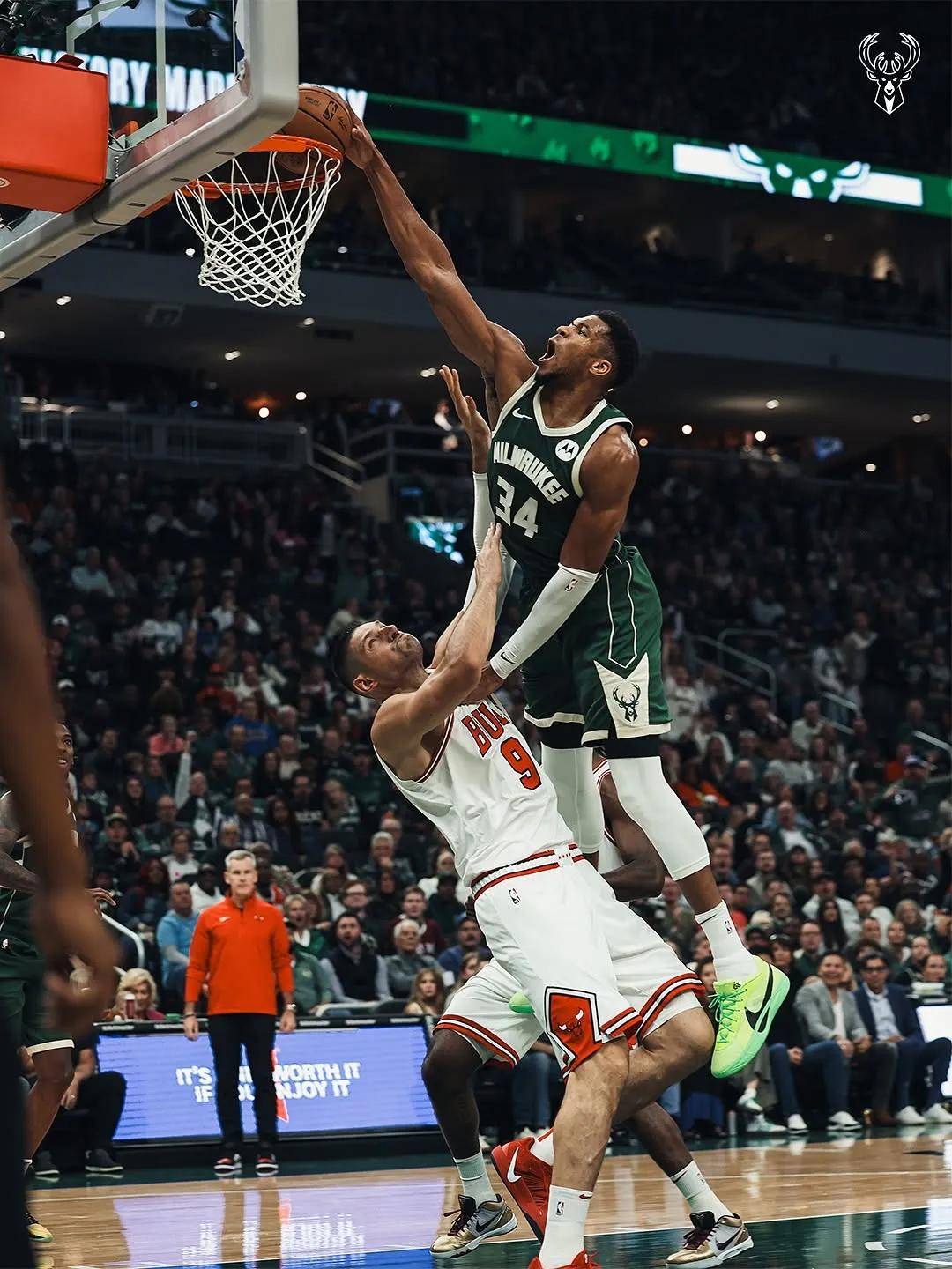 字母哥连续十二场比赛得分超过最后时刻胜出，快船不断突破！的简单介绍